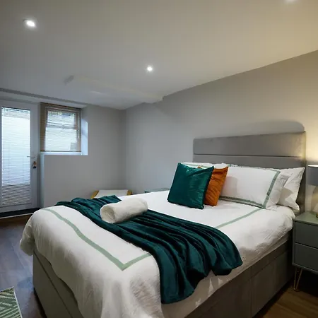 Holiday home Perfect For Groups, Contractors And Corporate Workers