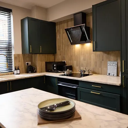 Perfect For Groups, Contractors And Corporate Workers Leeds (West Yorkshire)